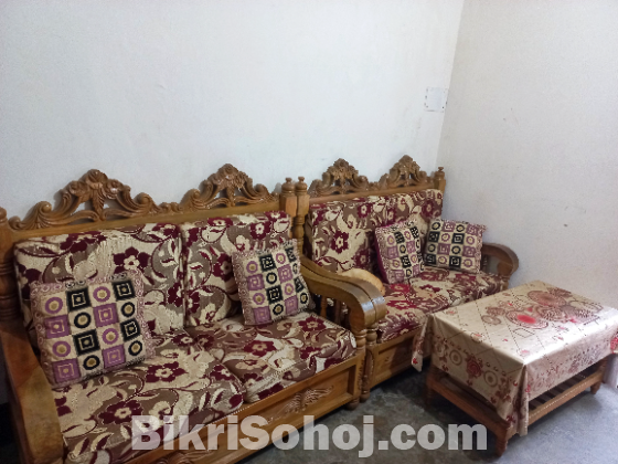 সোফা ফুল সেট + টি টেবিল বিক্রি হবে✅